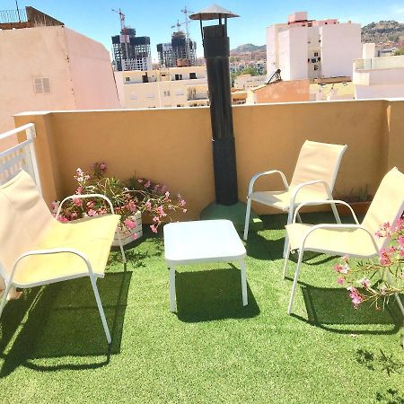 Room With Single Bed In Typical Townhouse With Rooftop Terrace Malaga Zewnętrze zdjęcie