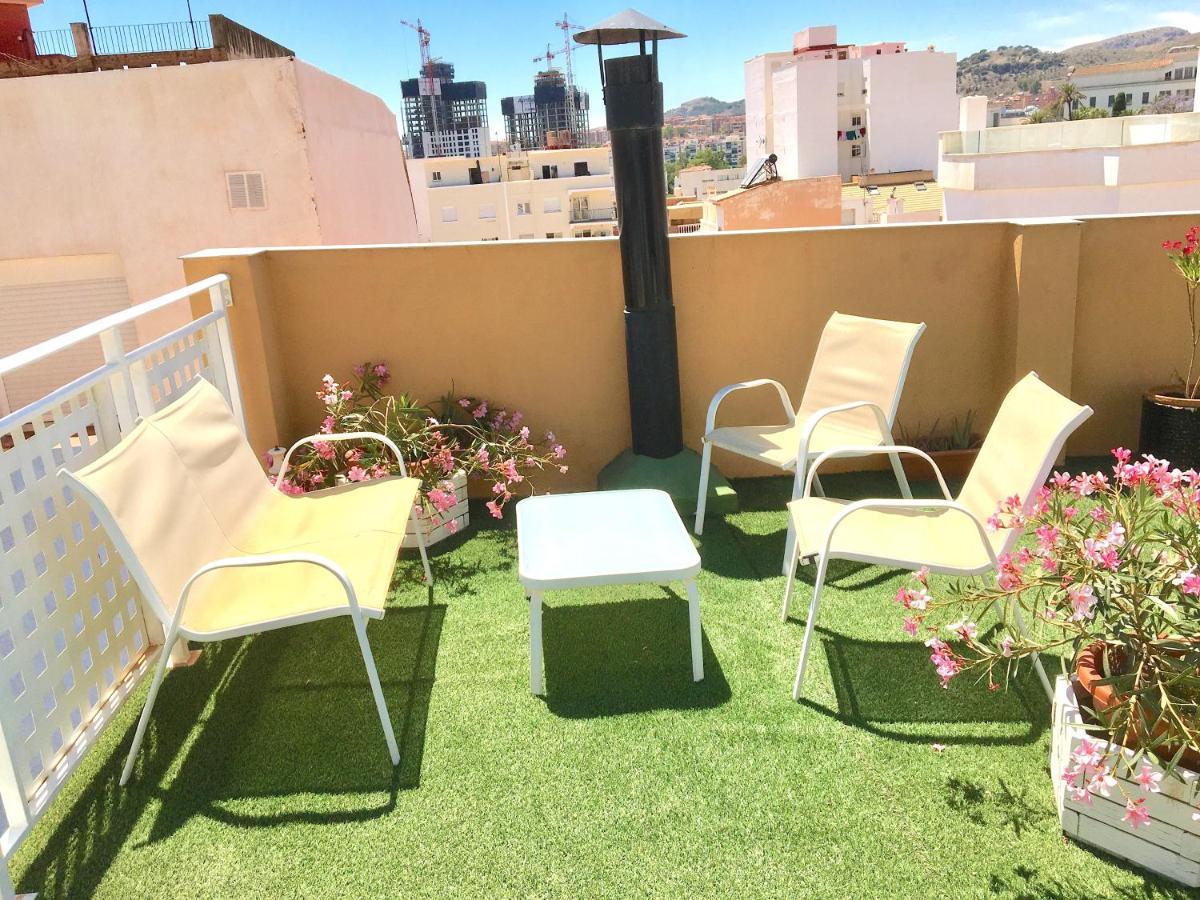 Room With Single Bed In Typical Townhouse With Rooftop Terrace Malaga Zewnętrze zdjęcie